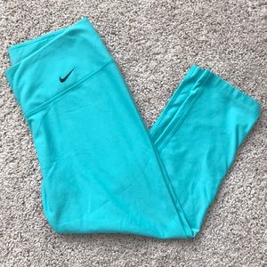 Nike DriFit Crop Leggings